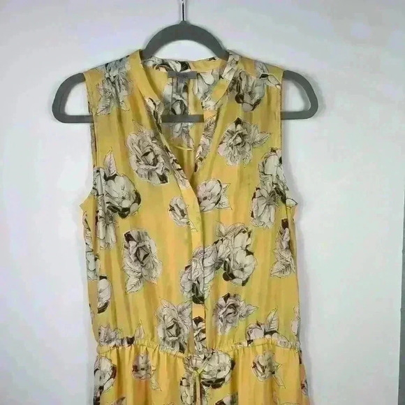 Dalia Yellow Floral Sleeveless Shorts Romper Button neck Womens 6 - Picture 2 of 6